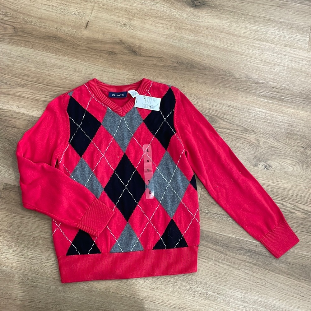 Children’s Place Boys Argyle V-Neck Sweater (size 5/6) small